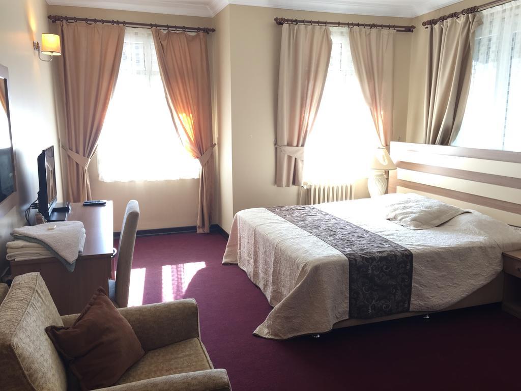 Hotel Mercan Άδανα Δωμάτιο φωτογραφία